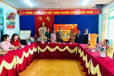 🌸🌼 ĐOÀN ĐẠI BIỂU XÃ NAM ĐÀ ĐẾN THĂM VÀ CHÚC TẾT TRƯỜNG MẦM NON HOA MAI 🌼🌸